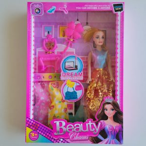 Кукла "Beauty Charm" с аксессуарами и украшениями 32 см. К0200